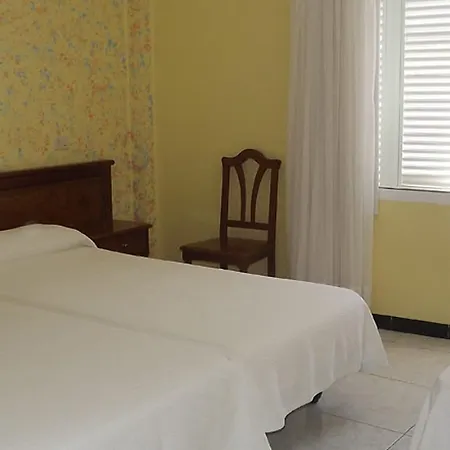 Cascajos Hotel 3*